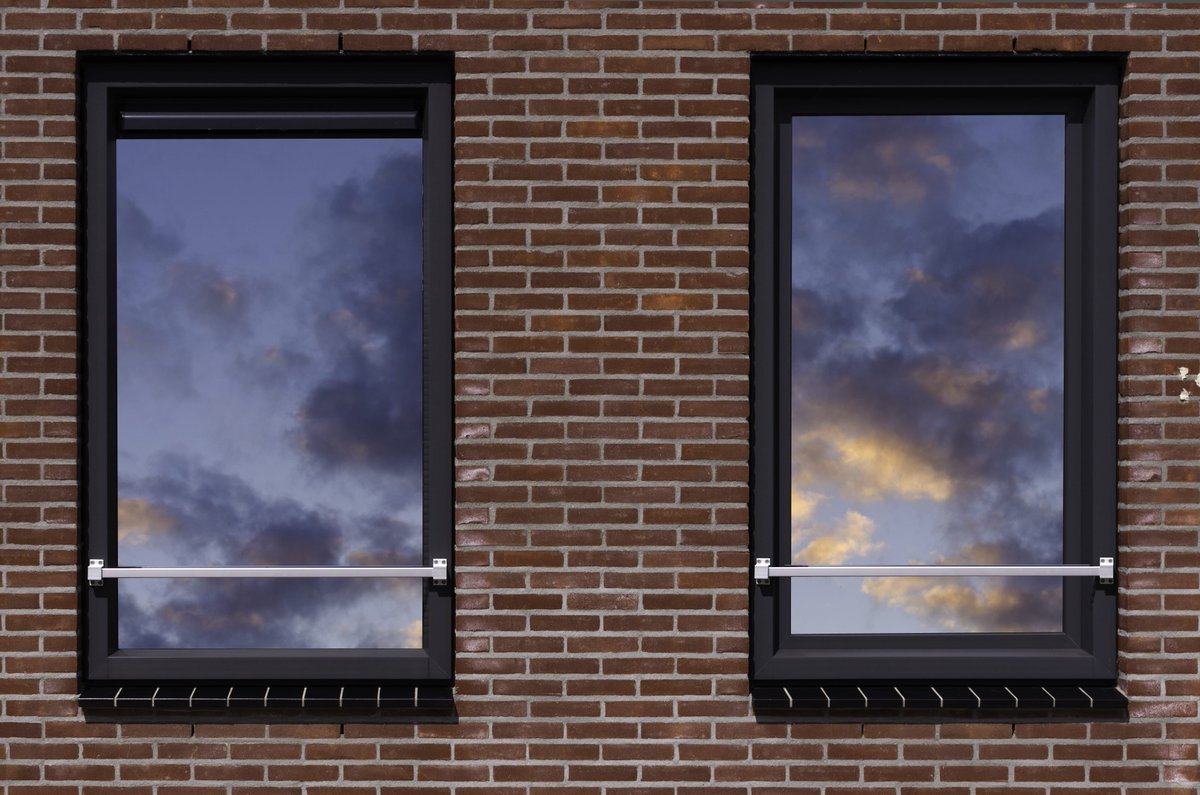 Nu verkrijgbaar: de Hermeta doorvalbeveiliging Vast en Zeker met ronde afwerking. Lees meer op onze website. #Hermeta #doorvalbeveiliging #veiligheid #bouwproject #renovatie 
hermeta.nl/nieuws/doorval…