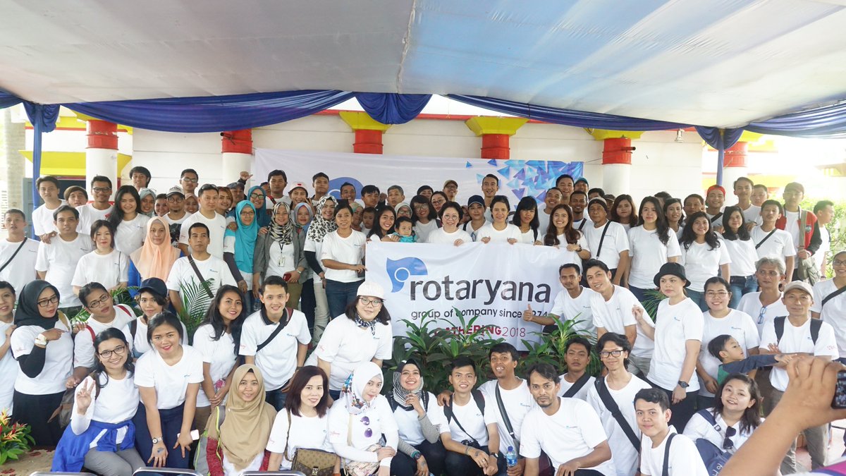 KarismaKamdani's tweet photo. Rotaryana Gathering #karismakamdani #karisma #kamdani #rotaryana #rotaryanajakarta #rotaryanaprima #rotaryanaengineering  #rotaryanagathering #gathering https://t.co/ONz6SIqxL6