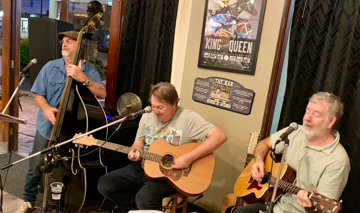 kevballard's tweet photo. Friday !!! you need a drink  come down to the Royal Hotel. Tonight to catch the Workshop boys blowing a few tunes from 7pm https://t.co/FisuzY2Hea