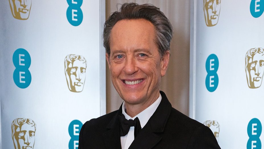 Richard E. Grant, Sharon Horgan Join 'Everybody's Talking About Jamie'
thr.cm/s3DJYB