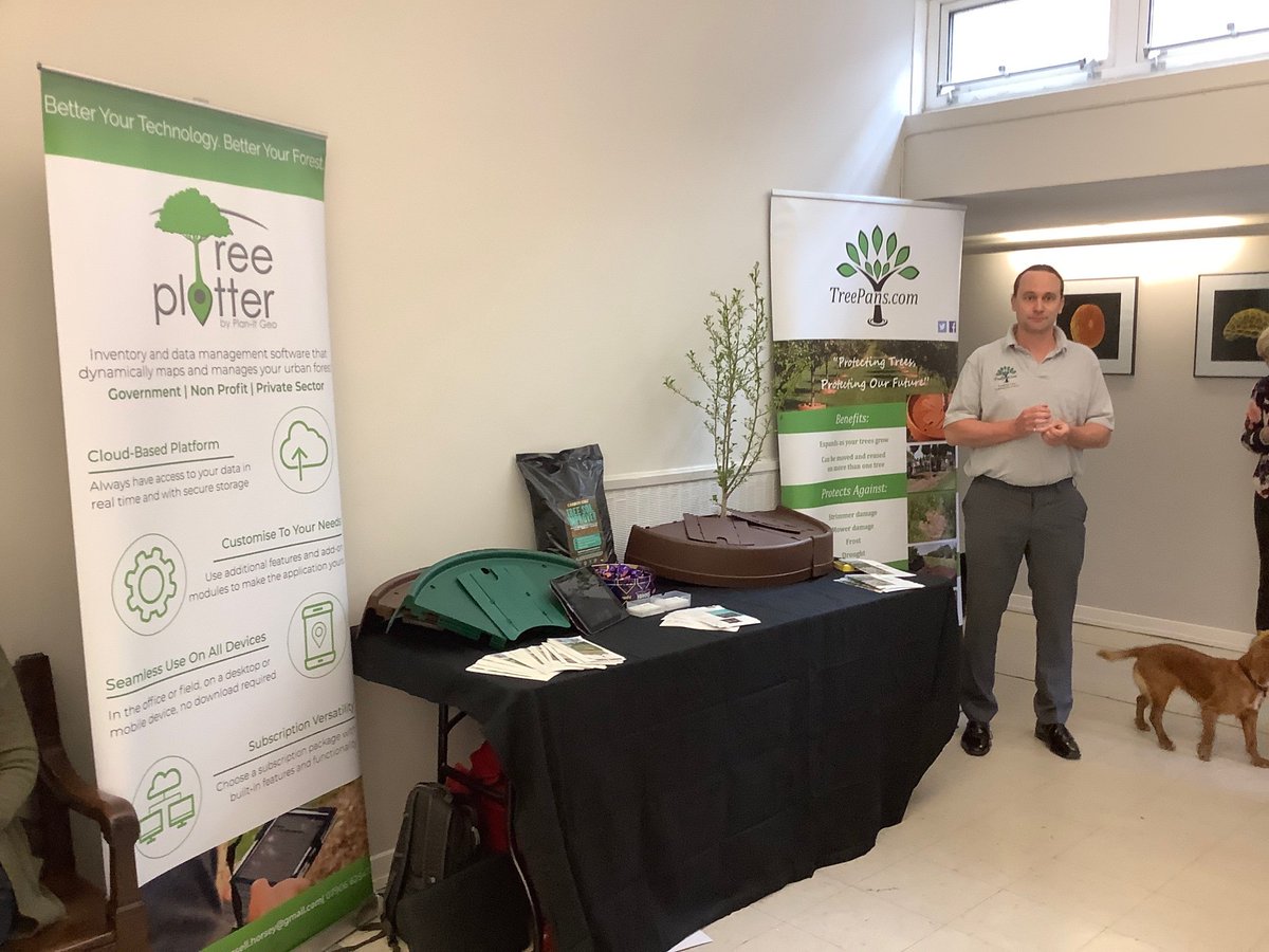 WoodlandDwellin's tweet photo. All set up @kewgardens to talk trees & biosecurity #treepans #carbongold #treeplotter come have a chat. @talklandscape @CarbonGold @TreePans https://t.co/eCgcf0aZoC