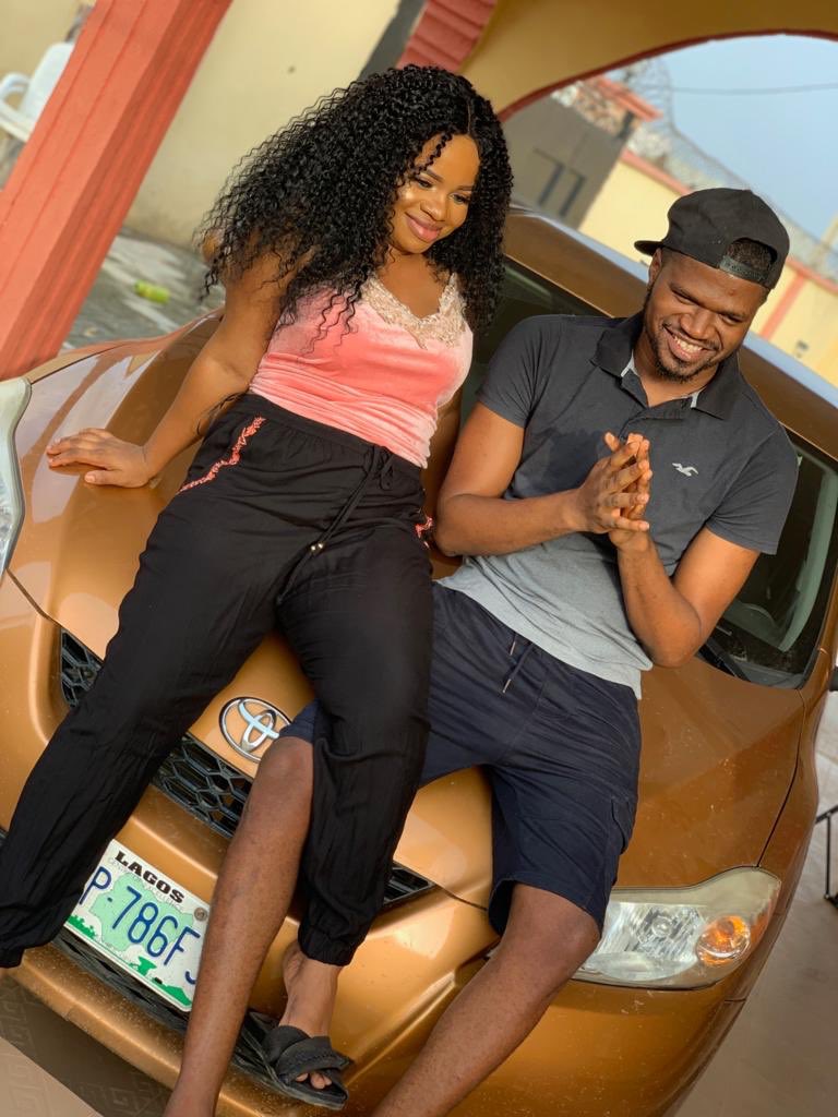 maziibe_'s tweet photo. This time and day five years ago, I was looking forward to a date i had planned with one of my follower @HeartOfGoId_ in a city where I was serving. A bit nervous tho but the date went really well. Then before I closed my eyes and open them back, 5 beautiful years have passed. https://t.co/0g0NbYKsQl
