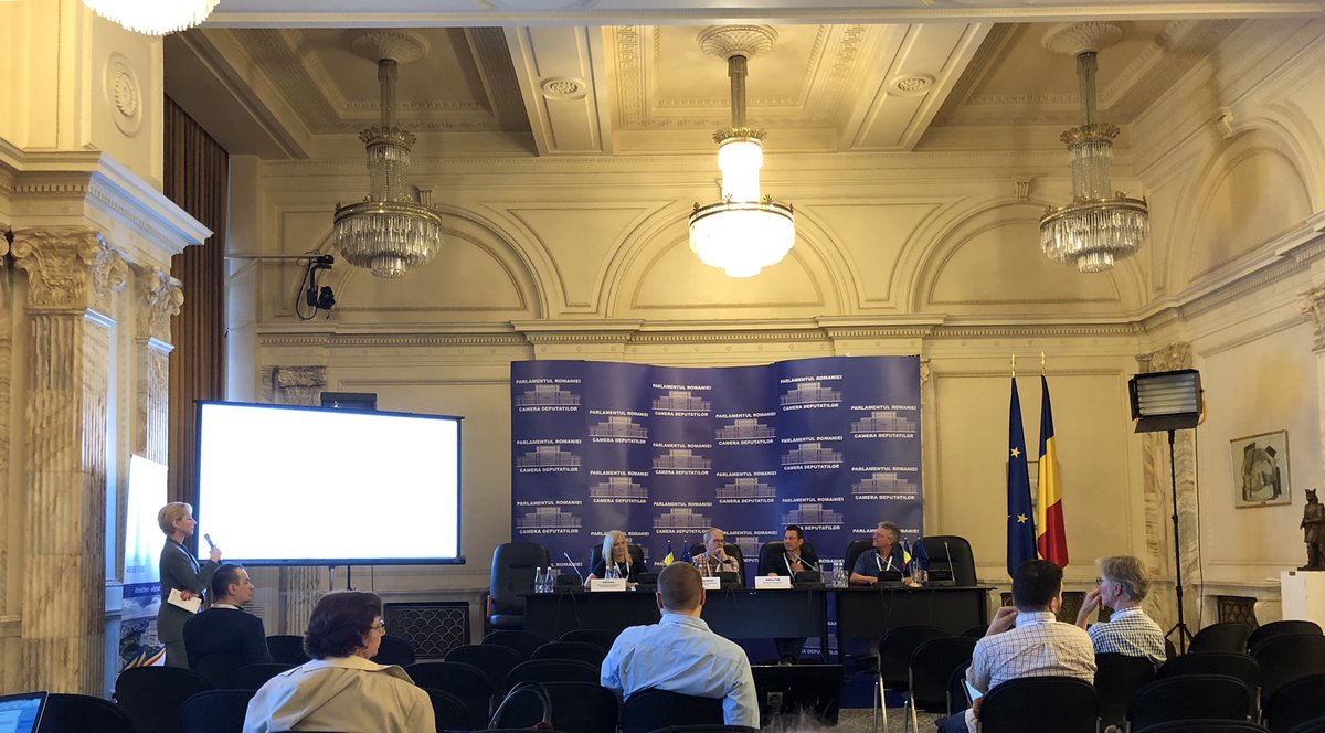 AssessmentsEnas's tweet photo. Great workshop on „The future of risk assessment in #nanosafety“ hosted by Rudolf Reuther (ENAS) and Éva Valsami-Jones at the #EuroNanoForum2019. #nanotechnology #EU #Bucharest #ENF_2019 #H2020 https://t.co/dxeSYkektk