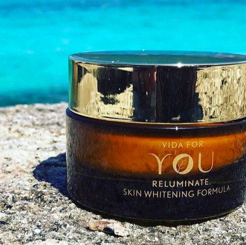 Reluminate is a soft and delicate textured cream delivering a lightening, brightening and lifting effect. Reluminate is suitable for hyperpigmented and dull skin.