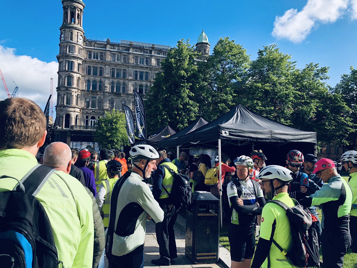 Cycle to work day @belfastcc @SustransNI @nigreenways @ConnsGreenway - #RideOnBelfast #activetravelchallenge @Andypat3 - sun shining @SSEBelfastArena @W5atodyssey @ConnsGreenway