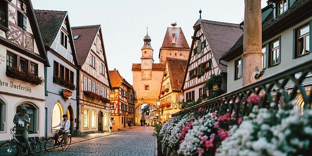 #Rothenburg is a well-preserved medieval town in the #Franconia region, #Bavaria in #Germany. #medieval #travel #Deutschland #Tauber #rothenburgobdertauber #Europe #FeelGoodFriday