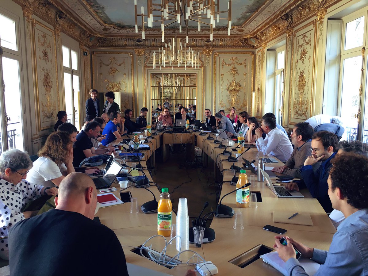 NicolasLoubet's tweet image. [Live] #APLC Lancement imminent de la 1ère journée d’étude du programme de recherche-action « Agir par les #Communs » initié par le @CGET_gouv, le @fablab_fr et le réseau #TILIOS, avec le soutien d’@Artfactories et du @LeCnam. Prise de notes ici : pad.lamyne.org/aplc-14062019