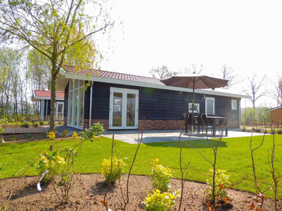 Uw eigen #vakantiewoning in Gelderland?
Bezoek dit weekend en maandag de open dagen op Résidence #Lichtenvoorde. Proef de sfeer op het kleinschalige en verrassende vakantiepark in de #Achterhoek. 

Kijk voor meer informatie op topparkenverkoop.nl/residence-lich…