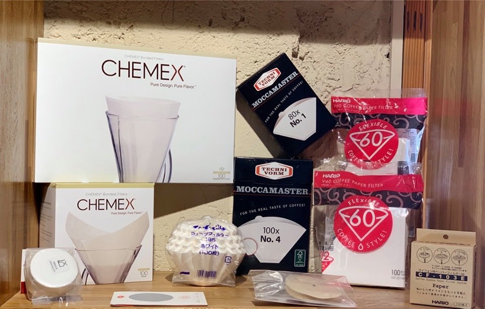 ArabayCoffee's tweet photo. ¡Día del #productodelasemana!Hoy recordamos que en #ArabayStore disponéis de #filtros para vuestras #Chemex,#V60 etc. En algunos talleres los viernes trabajamos estas herramientas #brew,con disciplinas para extraer lo mejor del #cafedeespecialidad ¡Bienvenidos! #specialtycoffee! https://t.co/Q2vBsvh86N