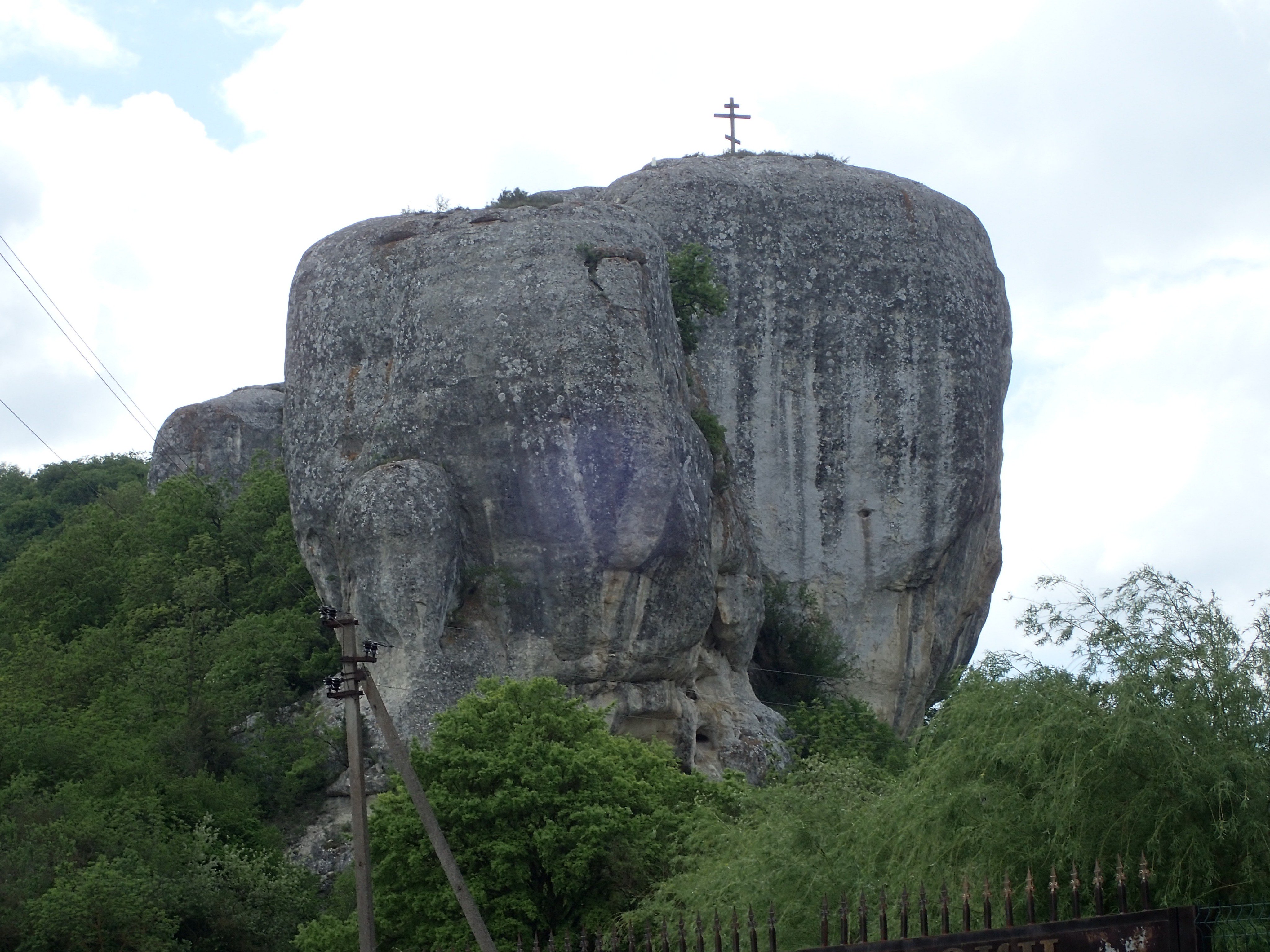 Гора крокодил в Крыму