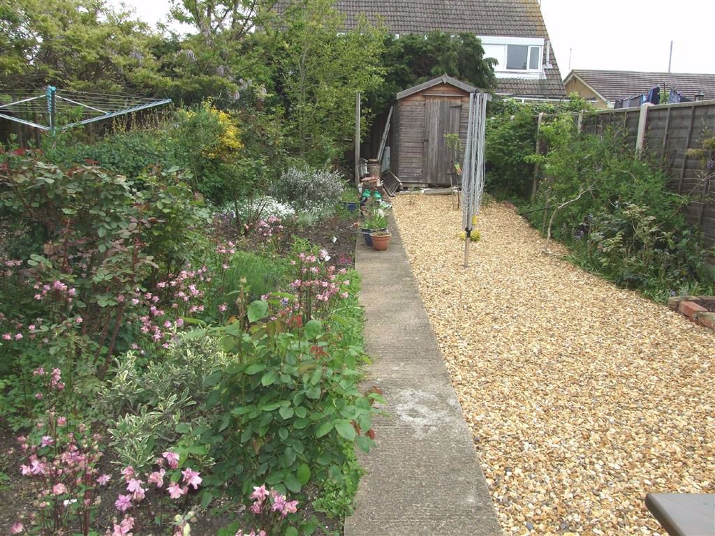 LockandKeyEA's tweet image. For Sale: Melksham | £225,000

Lock and Key independent estate agents are pleased to offer this #twodoublebed #semidetached #bayfronted #property with character features throughout situated on the favoured eastern side of town. 

Read more here &amp;gt;&amp;gt; homesinmelksham.co.uk/index.php?opti…