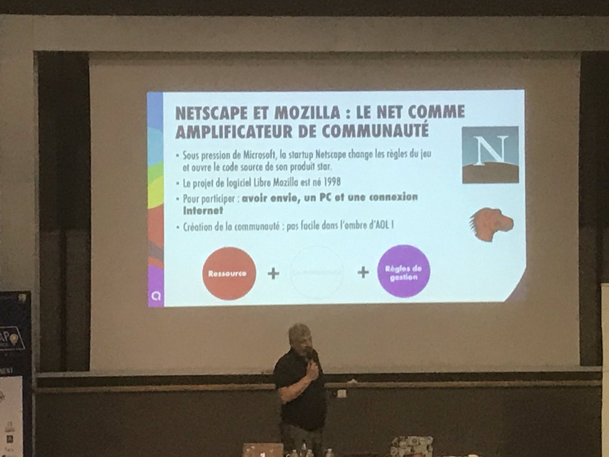 Hove_Mobility's tweet photo. LT #SOTMFR #OpenStreetMap 🗺 Prez sur les #communs avec @nitot ! De #Netscape au projet @mozilla : « Le problème ds 1 communauté c’est souvent la gouvernance, comment fédérer les motivations de chacun ? » on parle aussi du Navigateur #Konqueror de @kdecommunity / Apple Safari https://t.co/HDEfSQNLso