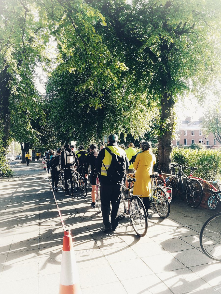 catherine_f87's tweet image. Great start to the day with #ROB7 breakfast run! 🚴🏼‍♀️🥓☕☀️🚲🚨