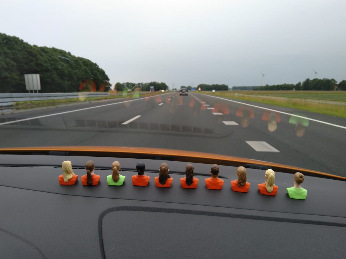 JanitadeBoer's tweet photo. Op naar Valenciennes! #WKvrouwenvoetbal #aanmoedigen #weekendweg #frankrijk #oranjeleeuwinnen https://t.co/Mrljq9mrTT