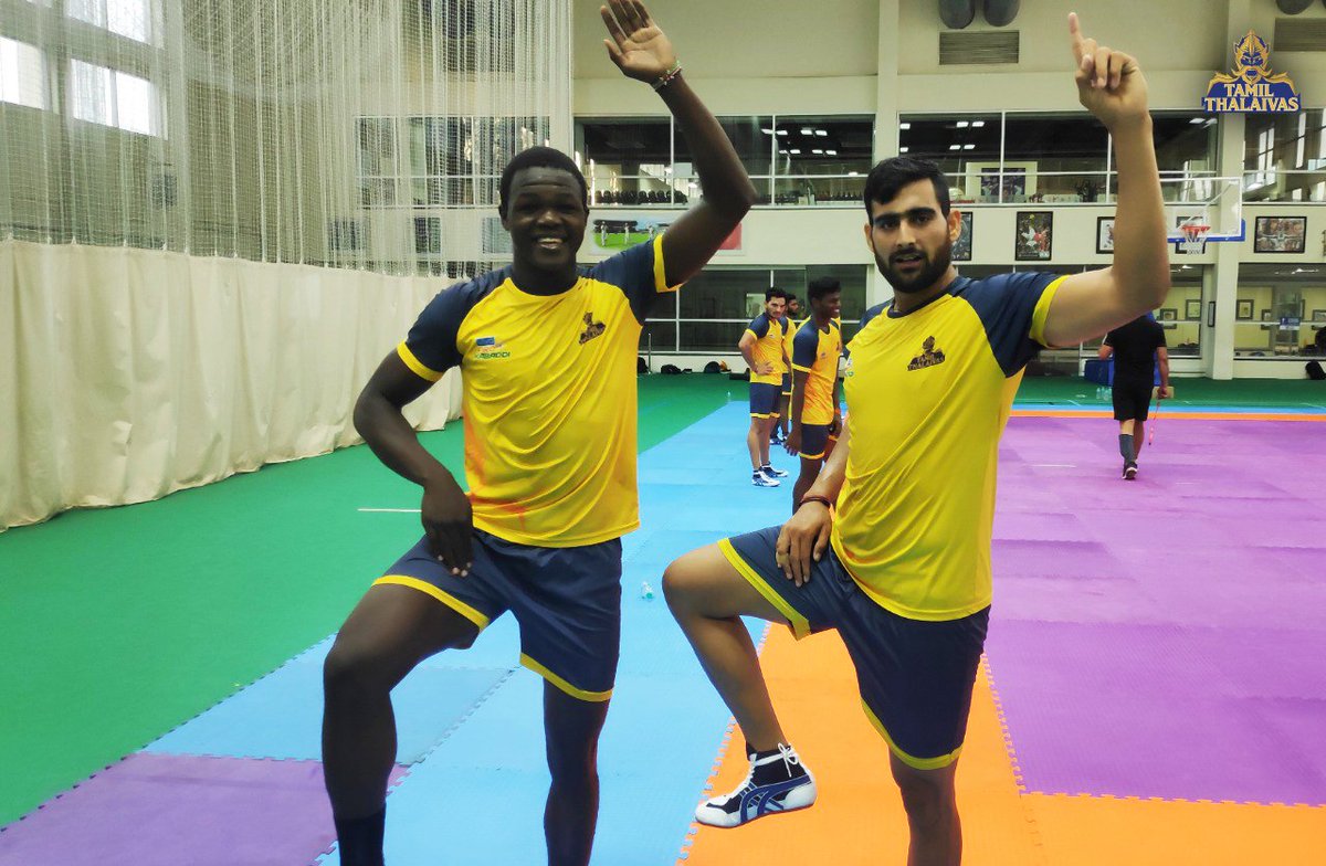 tamilthalaivas's tweet photo. Raise your hands if you want the PKL to start now! 🙌

#IdhuNammaAatam #FridayFeeling https://t.co/z6fYJCODS4