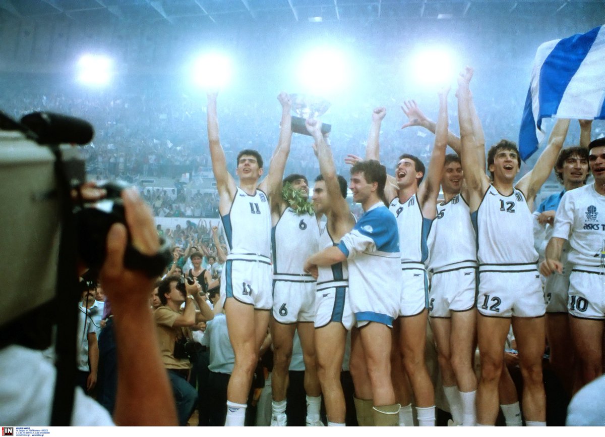 HellenicBF's tweet photo. 14 Ioυνίου 1987!!! 🏆🏀🇬🇷 https://t.co/RB3V8G3soP