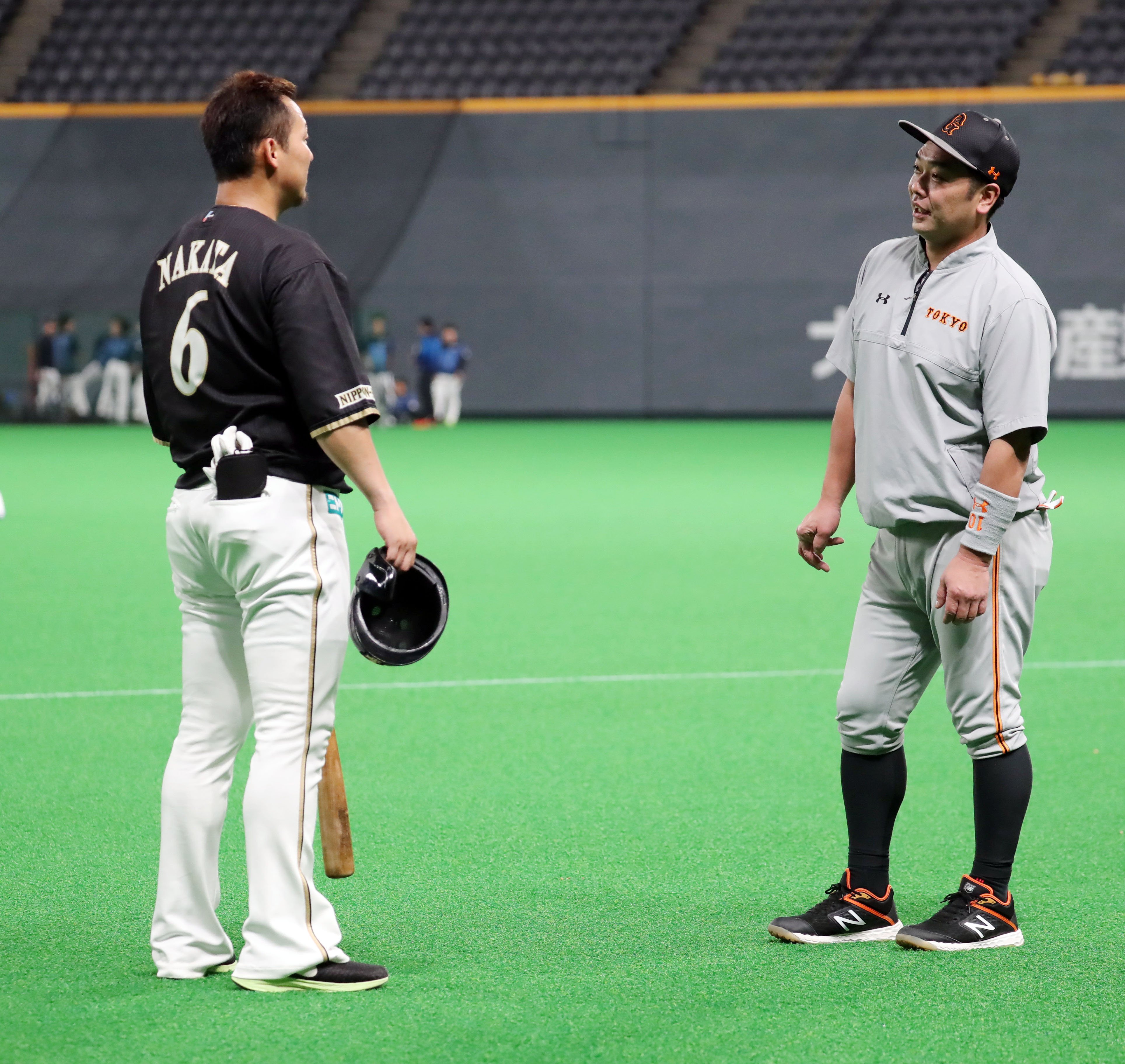 ⚾️阿部慎之助、大田泰示、支給品バッティンググローブ⚾️ ⚾️阿部慎之助、大田泰示、支給品バッティンググローブ⚾️ 2025年