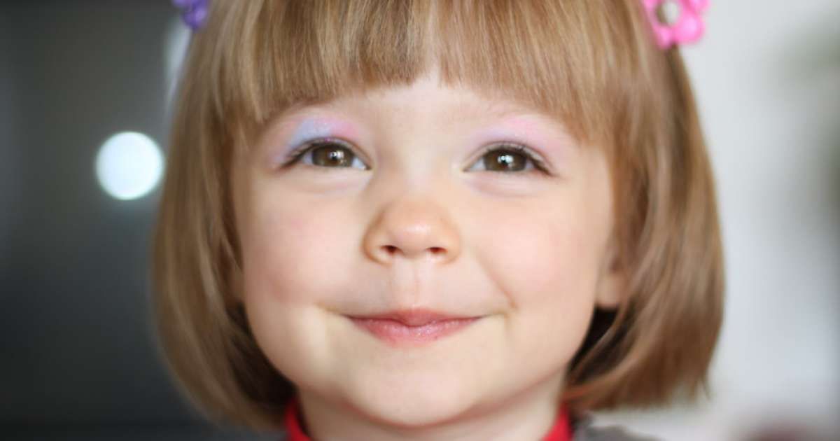 Des substances dangereuses relevées dans du maquillage pour enfants via L'Obs
buff.ly/2WW0Sva