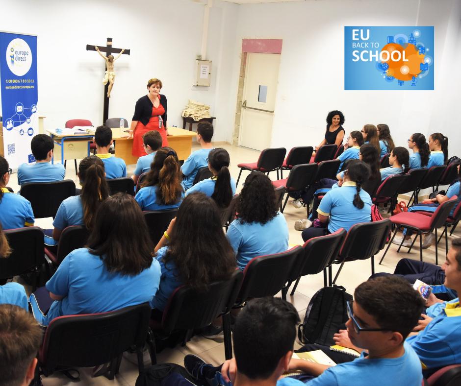 ECRepMalta's tweet photo. #EUBacktoSchool 🇪🇺🏫! Our Head of Representation @ElenaGrechEU brought the EU closer to the #Gozo College Secondary School students visiting them in their classroom and discussing with them the benefits & challenges of our Union! https://t.co/oLUGVJ6TKo
