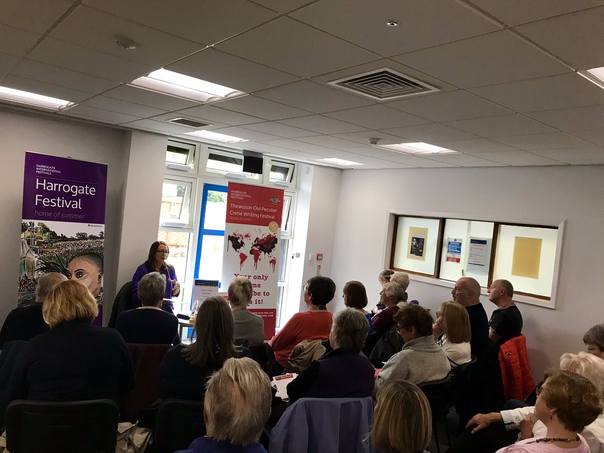 Welcome to the #BigRead2019 in #Acklam! So great to see such a full room. Around 95% of the room have never read a <a href="/Connellybooks/">Michael Connelly</a> novel before!! We have a small army of new Connelly fans after this tour. #TheBlackEcho