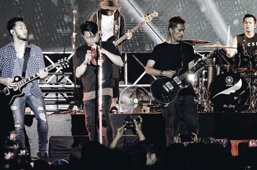 . <a href="/NOAH_ID/">NOAH</a> resmi merilis lagu baru berjudul “Wanitaku” lewat Joox yang akan tertuang di album baru mereka. Sebelumnya NOAH sudah merilis 2 lagu baru, “Jalani Mimpi” dan “My Situation” di tahun 2017. Pendapat kalian dengan lagu baru NOAH? #BillboardID #NOAH