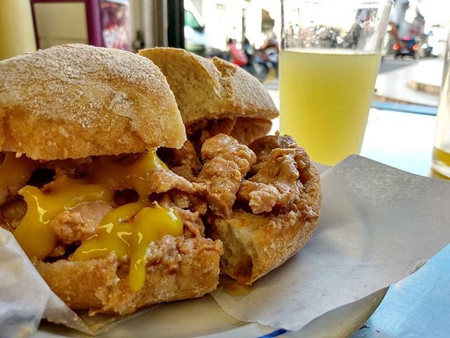 LondonZef's tweet photo. Could I resist a #bifana from "As Bifanas Do Afonso" for breakfast in Lisbon? Nope! So good, I had to have 2! I could have so easily had another, but that wouldn't have left much room for lunch 😁
.
.
.
Stewed pork, heavy usage of garlic, papo seco (P… https://t.co/Kosfq38lMq https://t.co/ftBH7LcEnj