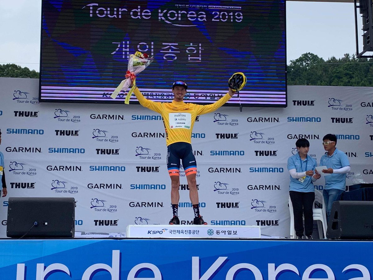 NIPPO_Fantini's tweet photo. 🇮🇹 @filippozaccanti è il nuovo leader della classifica generale al #TourdeKorea
🥈 Secondo posto di tappa e due tappe per conservare la leadership!
#GRINTARE 👇🏻
https://t.co/ubLpkuImSY https://t.co/2kUaFnglk1