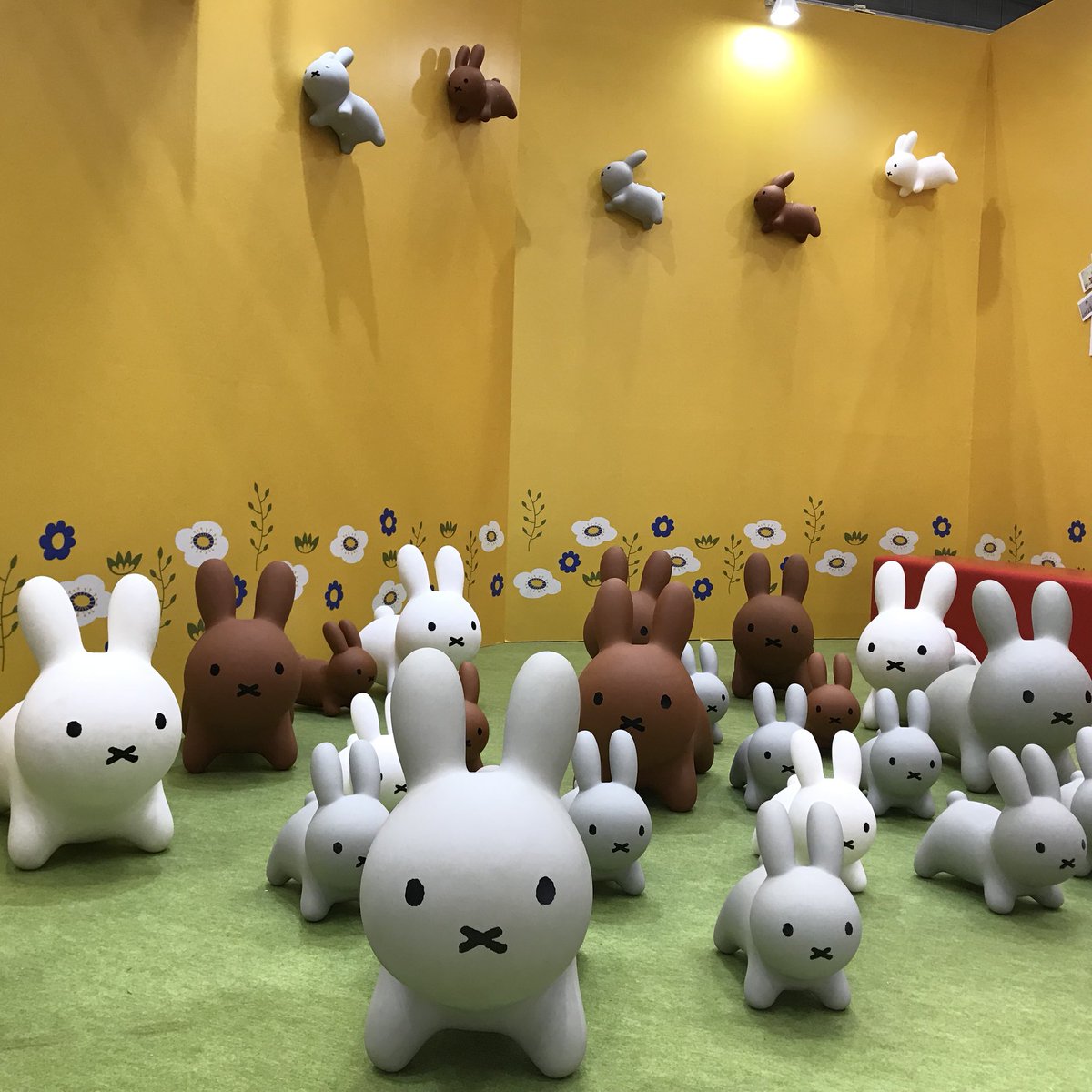 Ides Official たくさんのブルーナボンボンが 東京おもちゃショー19のアイデスブースでお待ちしてます ブルーナボンボン ブルーナボンボンミニ アイデス 東京おもちゃショー19