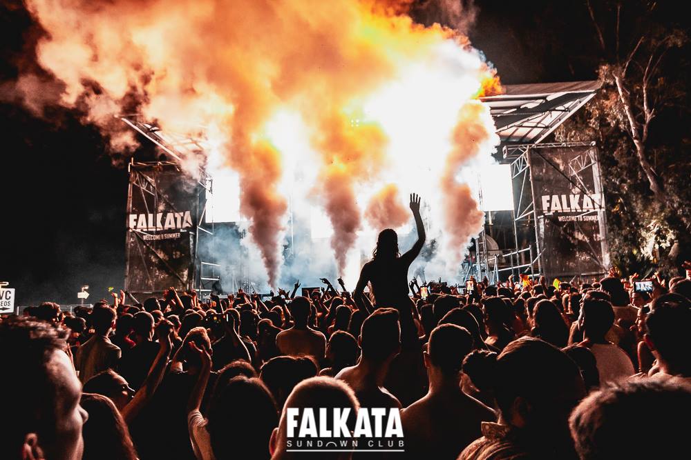 ◼️◾PARTY TIME IN FALKATA◾◼️
¡Qué ganas teníamos! Vosotros también, ¿verdad? 😏

#Falkata #Playa #Gandia #Valencia
#LaGranManzana