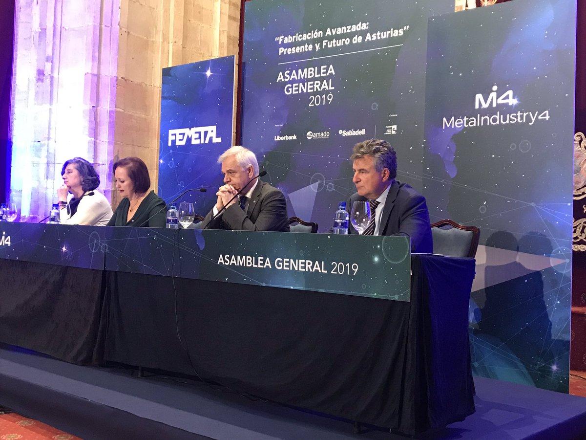 FEMETALAstur's tweet photo. Hoy hacemos repaso del año 2018 en la celebración de nuestra #asambleafemetal un sector sólido y estable en palabras de su presidente Guillermo Ulacia @AICALU #sectormetal #asturias #fabricacionavanzada #metalogos #competitividad https://t.co/c1PZoWCpiZ