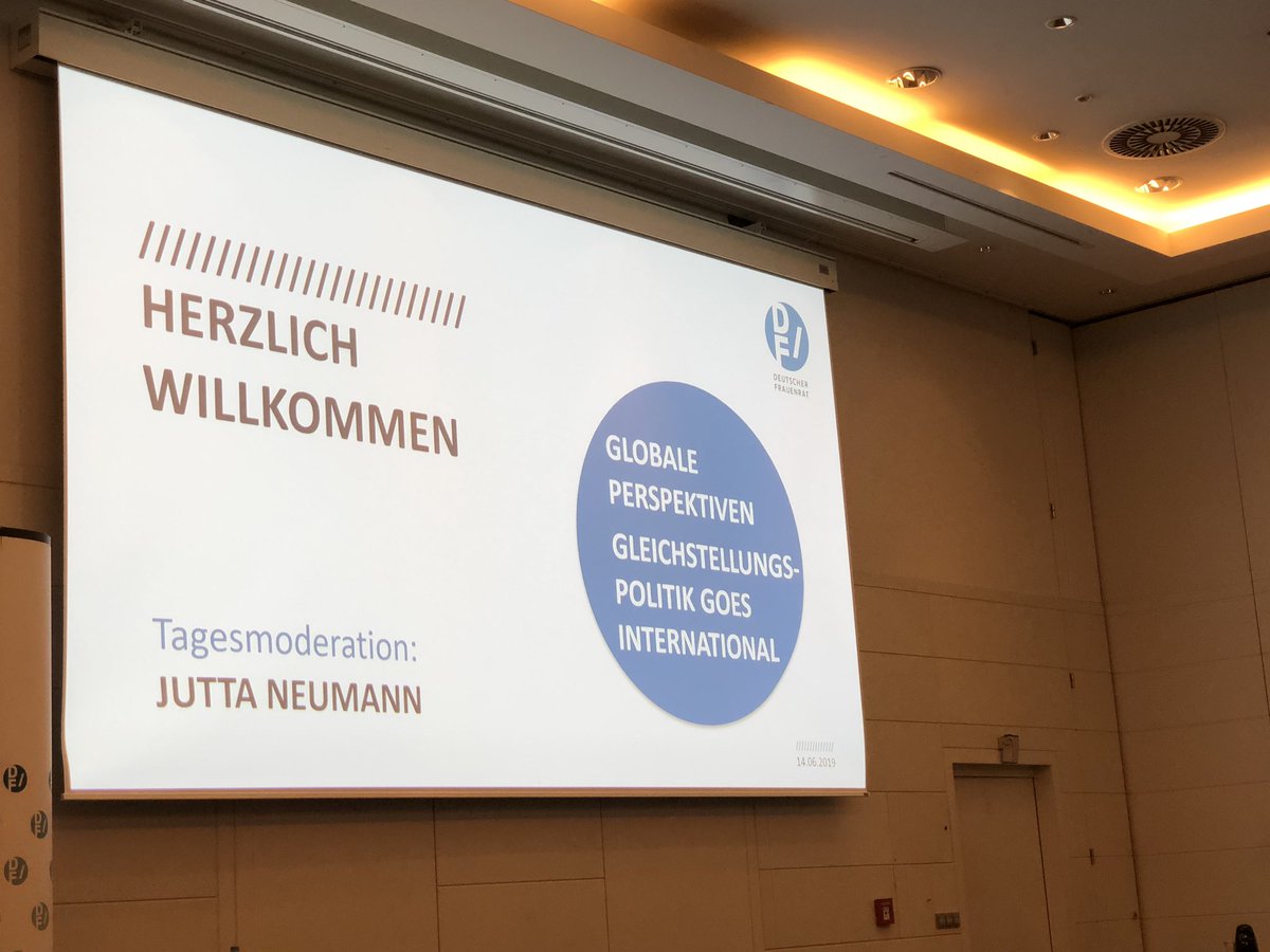 Elke_Ferner's tweet photo. #DFInternational startet - Gleichstellung goes international mit @Juliane_Seifert @MariaNoichl @MonaKueppers @Frauenrat @ASF_SPDFrauen @kr_sto u.v.a.m. https://t.co/3ruvFpgU0I