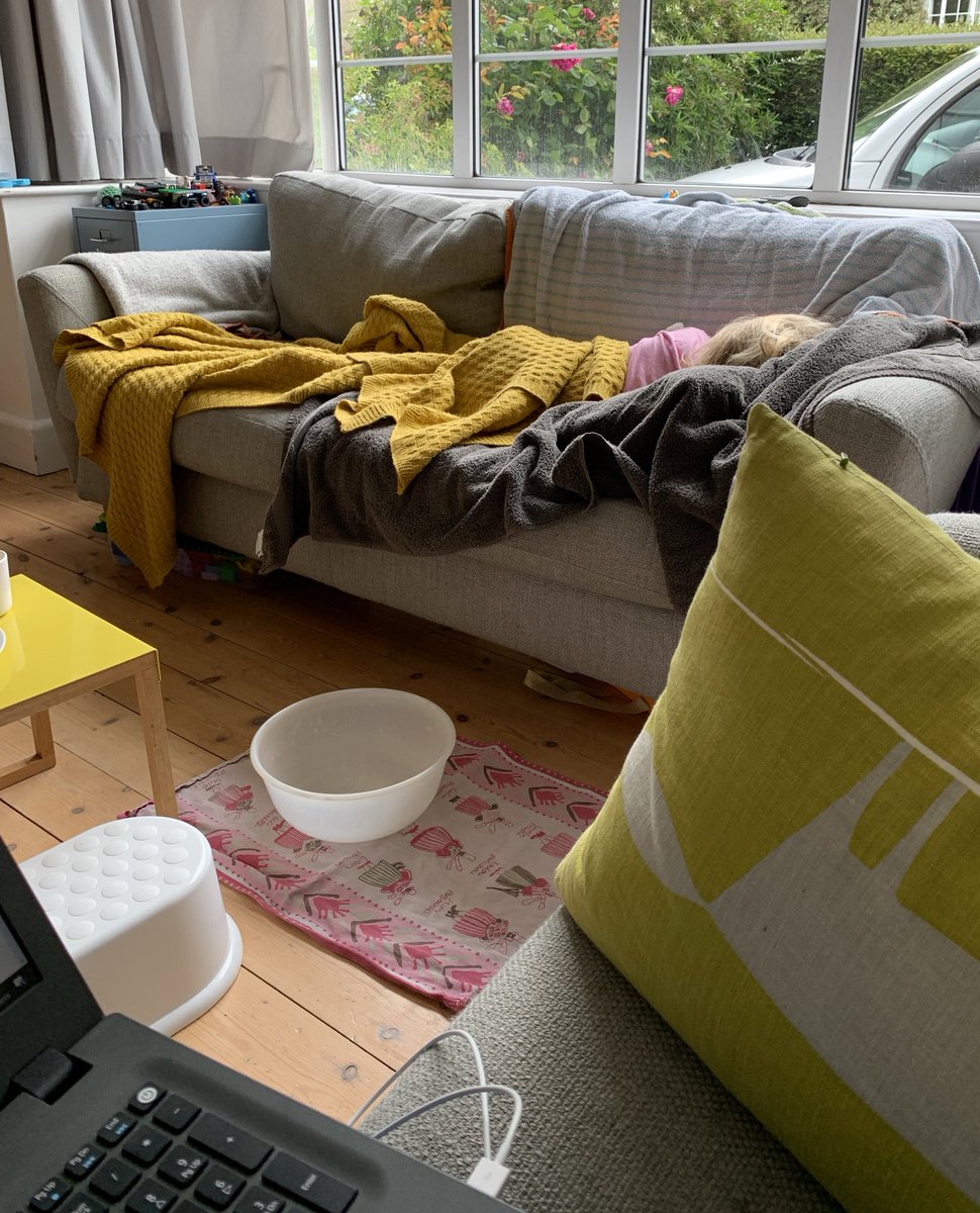 IJcomms_isabel's tweet image. Flexible working in its true form .... squeezing in some editorial writing while the sick child is having a nap 👌 #freelancelife #flexibleworking #sicknessbug #HappyFriday