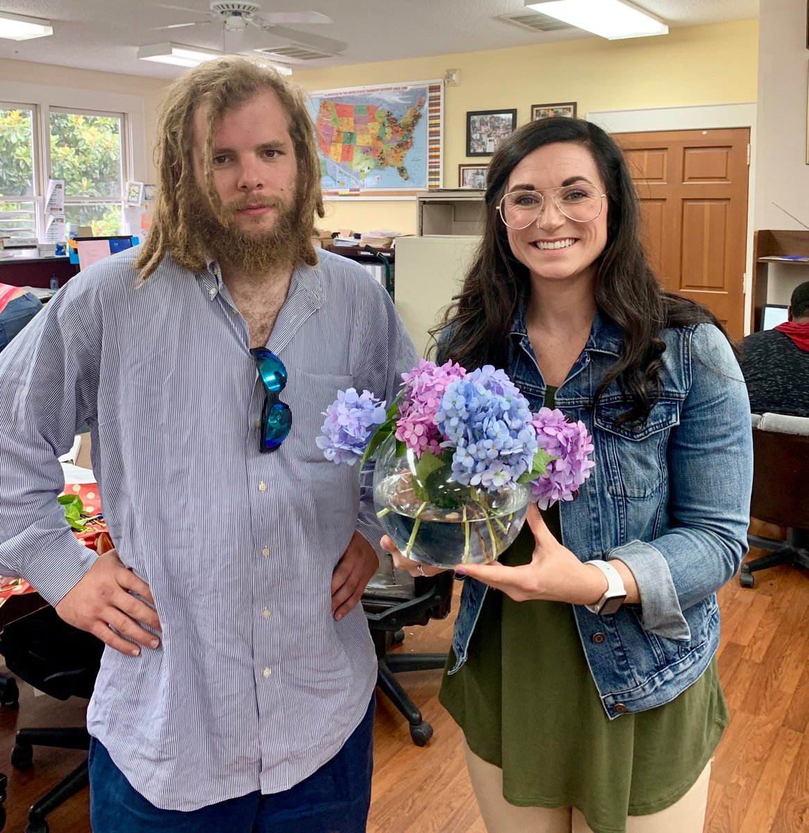 gateway_inc's tweet photo. Gateway would like to thank a local, Greenville friend, Edie Pratt, for the beautiful flowers given to us this week from her home garden! We enjoyed the fresh bouquet and added them to our flower vases to brighten up our Clubhouse. #gatewaysc https://t.co/FpOC28jzsl