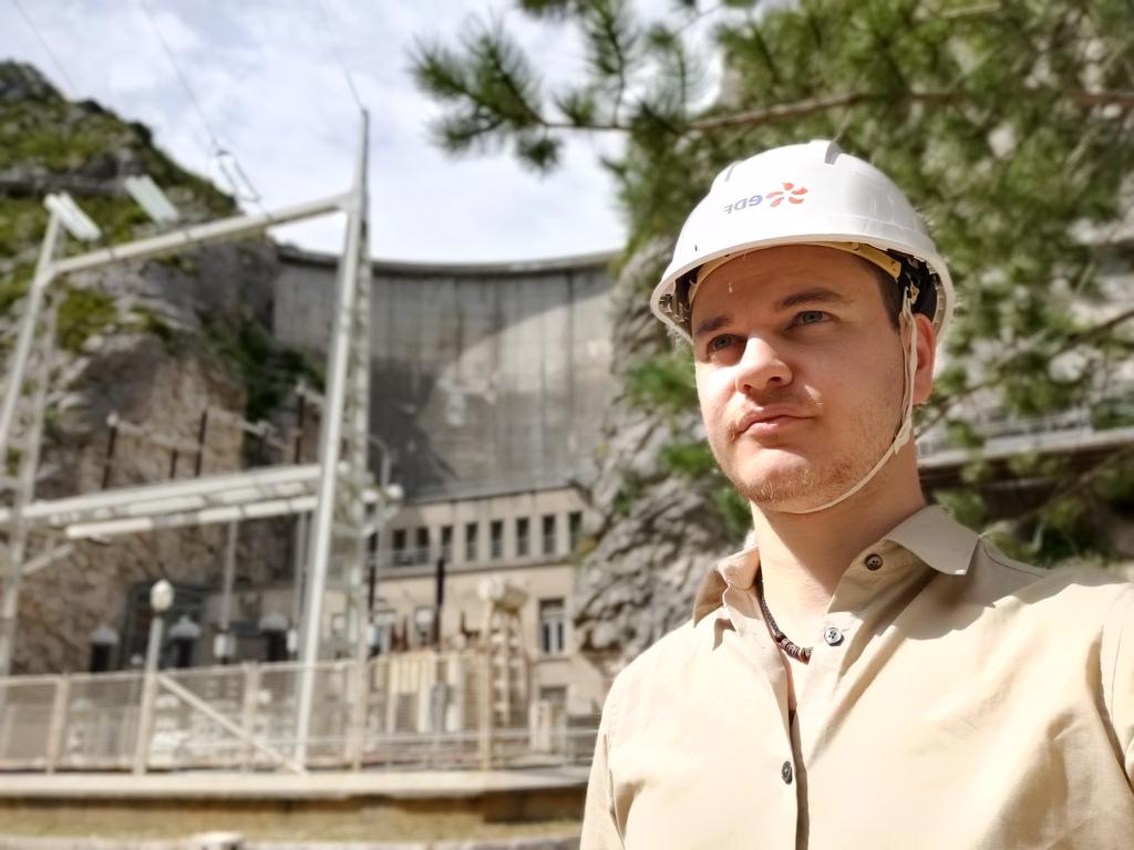 Hop là, en direct de la centrale hydraulique de Chaudanne, pour une petite visite dans ses entrailles 💦
@EDFofficiel #visiteredf