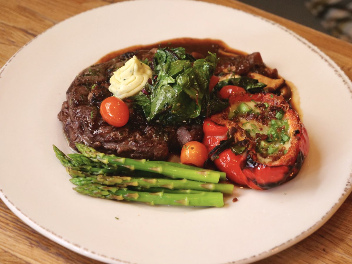 How to indulge without compromising your keto diet? Our Char Grilled Grass Fed Rib-Eye Steak is the answer. Visit Devil's Isle today and try it! Book a table here 👉 bit.ly/DI_Reservations