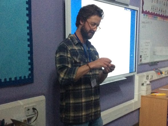 TunstallPrimary's tweet photo. Reading Week! We've been celebrating our reading and love of books with authors Teddy Keen and Chitra Soundar who have been sharing their books, we've had a spoken English competition, a scene in a box fair, decorate your door as a book and dressed up as adjectives #lovereading! https://t.co/5WFknl4EjV