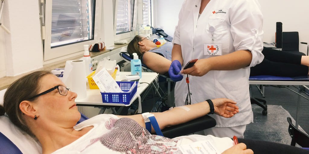 Verti_DE's tweet photo. Blut spenden = Leben retten! ❤ Daher schließen auch wir uns heute dem Weltblutspendetag an. Ein großes Danke an unsere hilfsbereiten Mitarbeiter! 
#MAPFREhealthWeek https://t.co/onroPMSa5r