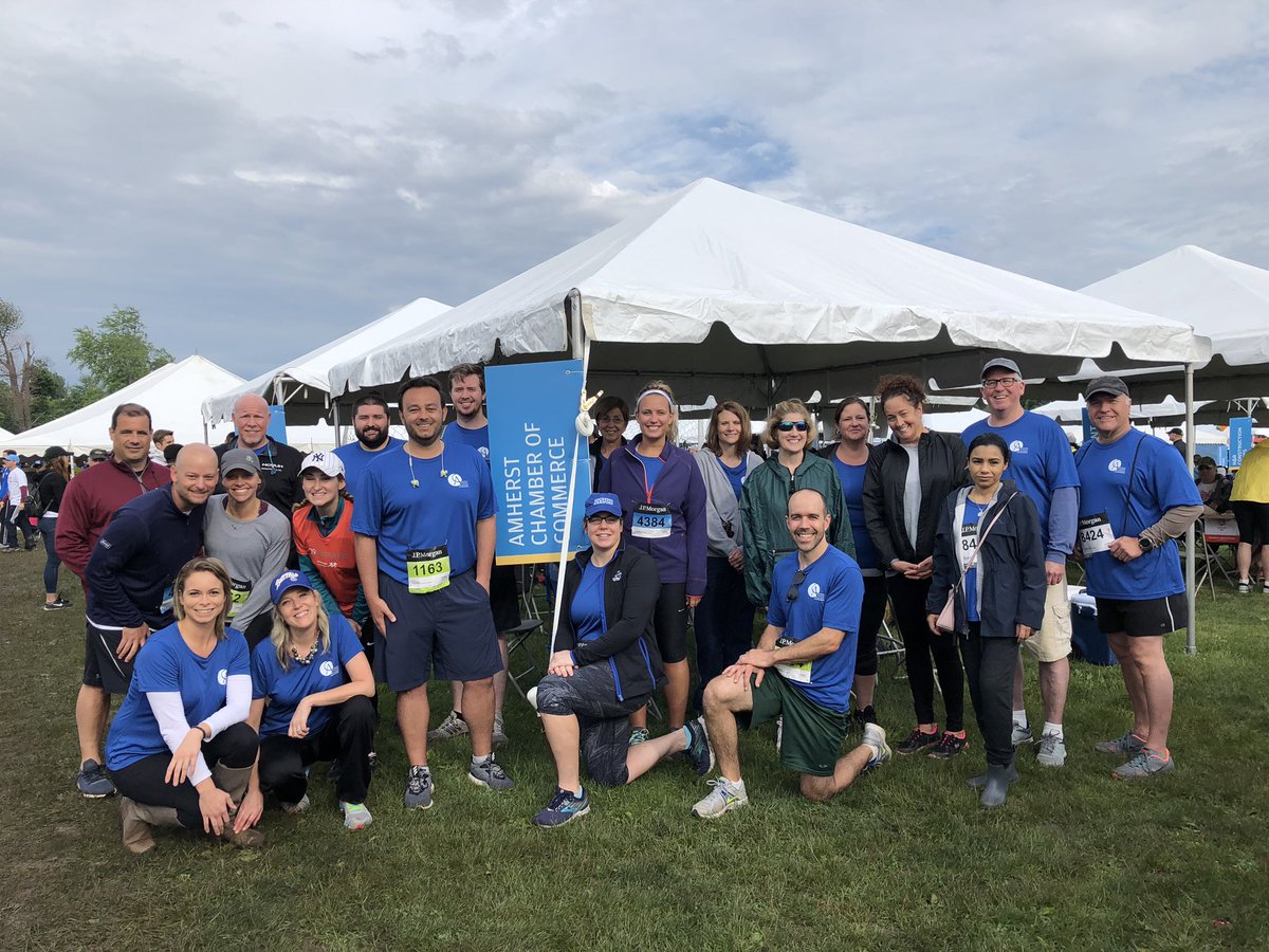 Amherst_Chamber's tweet image. Great night at the @jpmorgan #CorporateChallenge with several of our members, including @AAA_WCNY and @NovumMedical! Thanks to @AlRossSports and @Salvatoresbuff for your support! #race #tentparty #businessevent