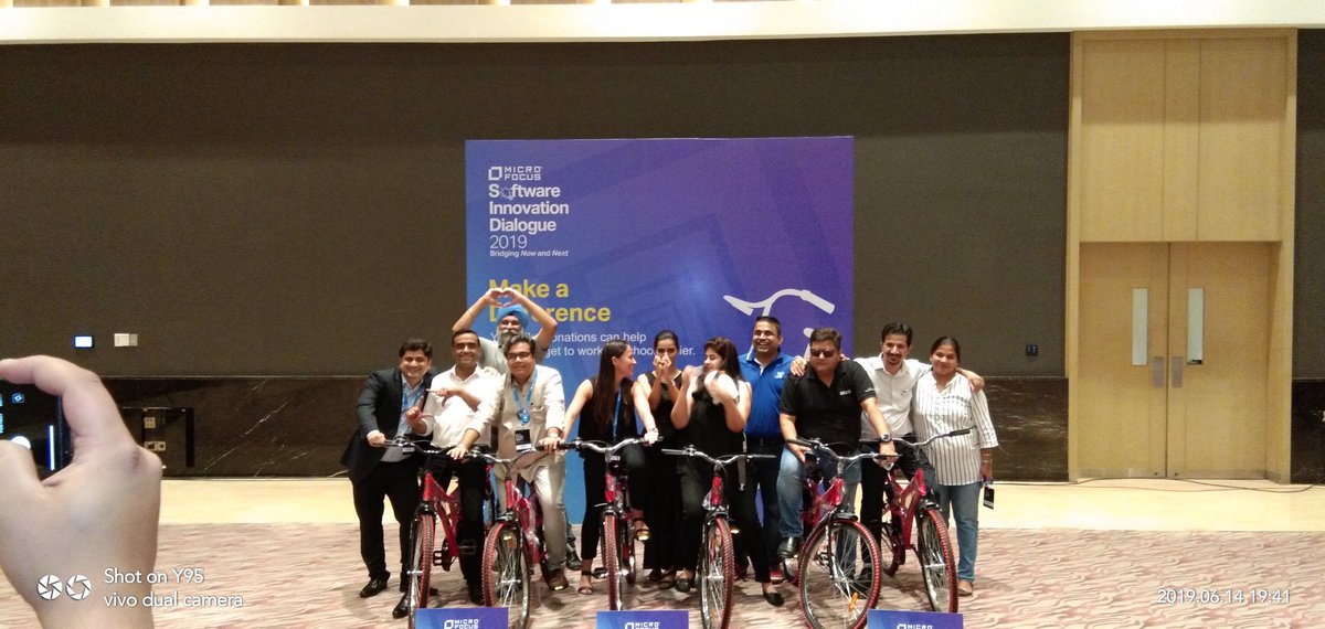 rajarajeevkumar's tweet photo. Received with thanks.
For our underprivilaged students of Paramabhattara Gurukula Sevasangham, Kochi.

@MicroFocus
@sarakris25
@patka06
@amolworld
@neeraj_ahuja_20
@kishoronline
#MicroFocusSID
#MakeADifference https://t.co/0IbYftGKtS