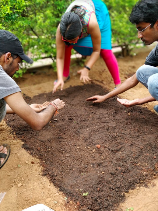 LetsEndorse's tweet photo. #ProjectAnkur With a lot of hopes and dreams to be realized 130 bright boys, rescued from difficult situations get shelter in Balamandira Home. @subex volunteers transformed the home into beautiful #NutritionGarden for fresh organic veggies & providing kids with a peaceful place. https://t.co/HjGzyp94kI