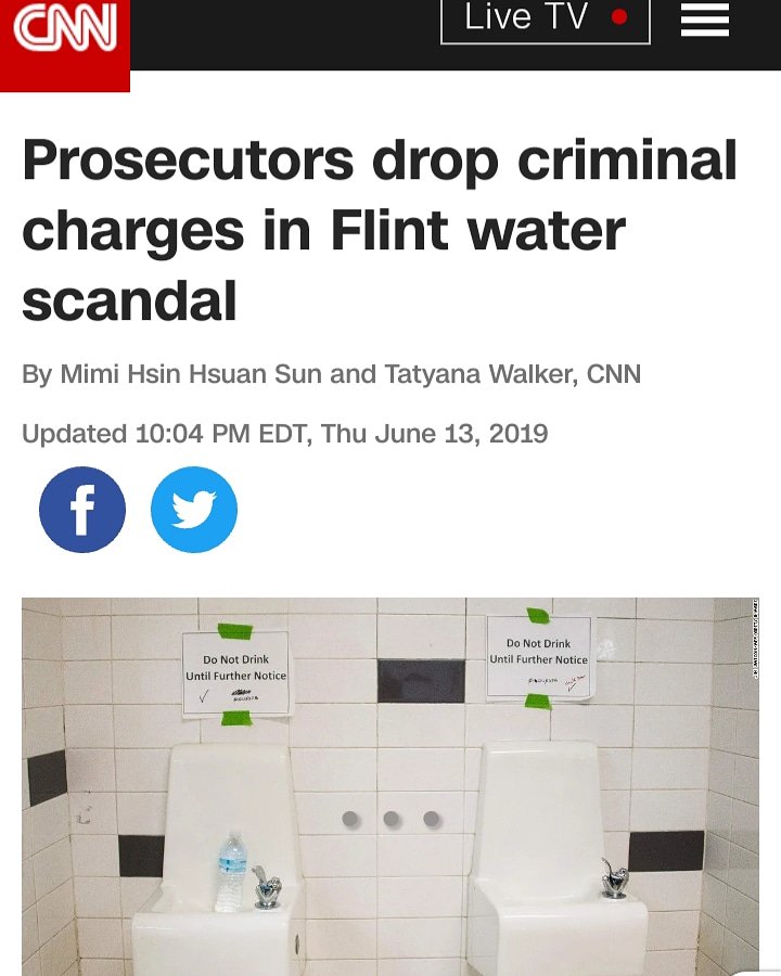 ThePoisonedCity's tweet photo. Prosecutors Thursday dismissed all pending criminal cases, pledging to start the investigation from scratch.
#CNN #flint #flintwatercrisis #breakingnews  #cleanwater #flintwatercrisis #thepoisonedcity   #corruption #documentary #Michigan #water #watercrisis #pollution #politics https://t.co/GHfH3sk1ON