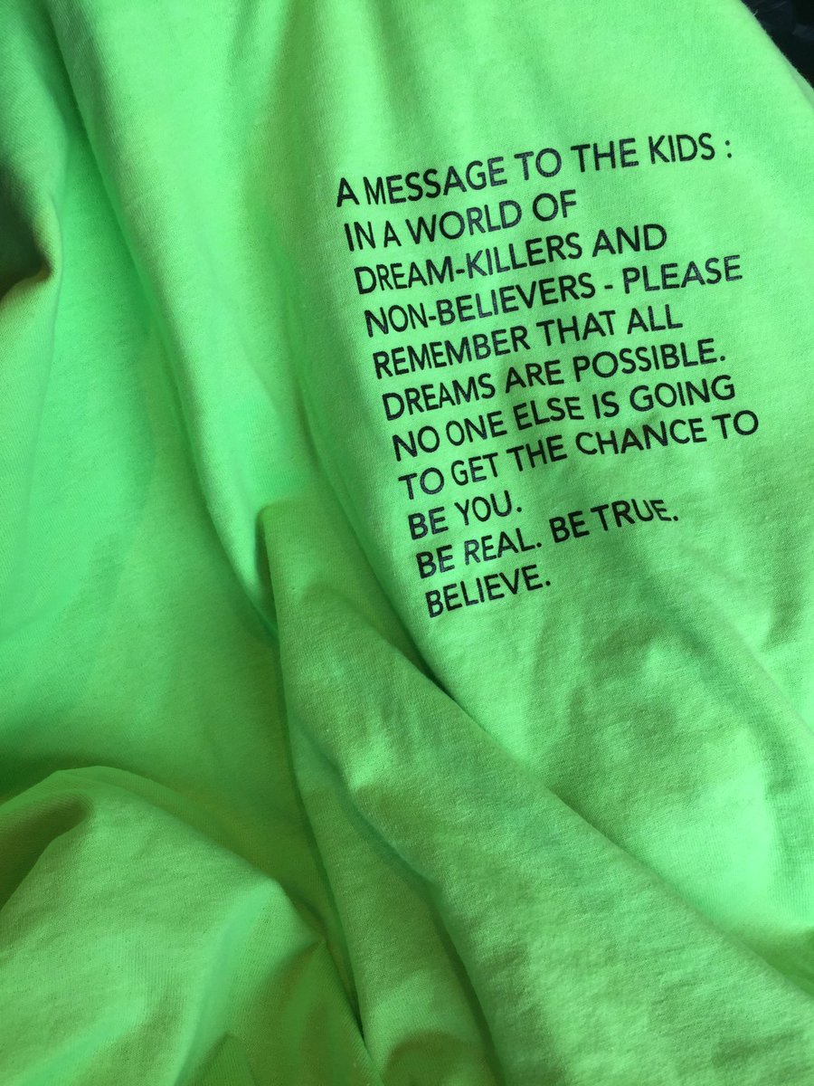 jimmyoctober's tweet photo. damn jimmy can u please hurry and drop these tees and new music πππ https://t.co/WyazCIjIcu