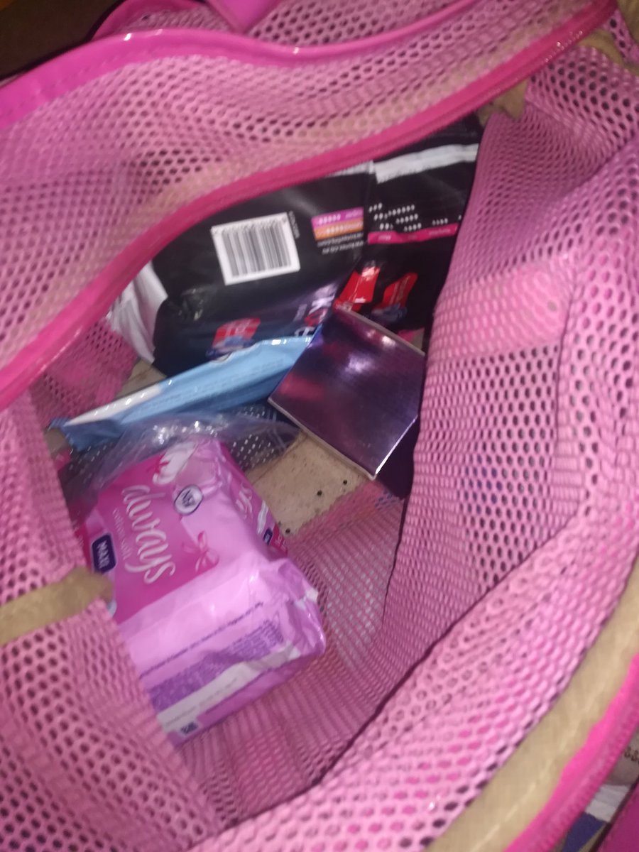 BookClosing's tweet photo. I'd like to request from all of our followers to help us in this campaign by being part of creating a new project for these handbag care packages. 
drop us a message if you'd like to donate any goodies. #WomanHood #WomanEmpowerment #EmpoweringWoman https://t.co/K87At5Y5Pl