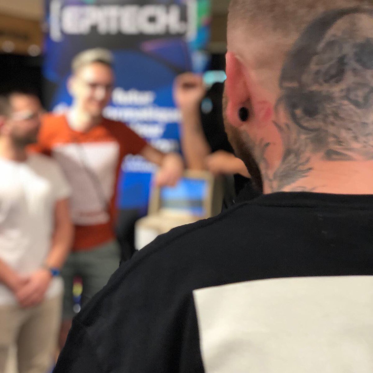 mariepetitjean1's tweet photo. Retour sur l’excellent #ShowHello d’#OrangeOccitanie  avec notamment la belle collaboration avec d’@EpitechToulouse pour l’affichage d’un social wall @Twitter sur Minitel 📺🙌🏻
Découvertes des dernières innovations d’@orange_france dont le speaker #djingo, le Home’In, le #5GCar... https://t.co/2ohk8CEd7q