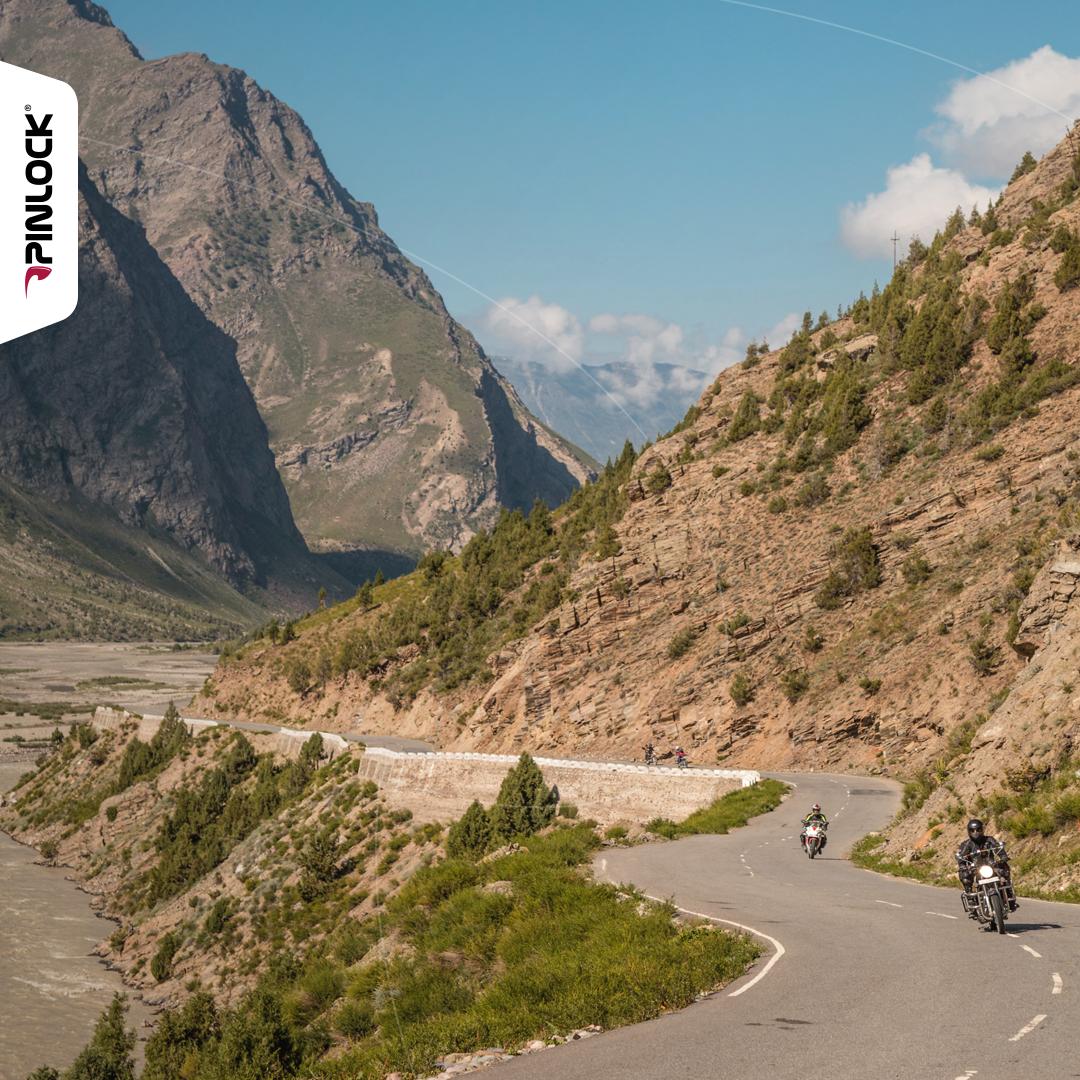 Pinlocksystems's tweet image. Where will the road take you this weekend? #Pinlock #GoFastGoSafe #TGIF