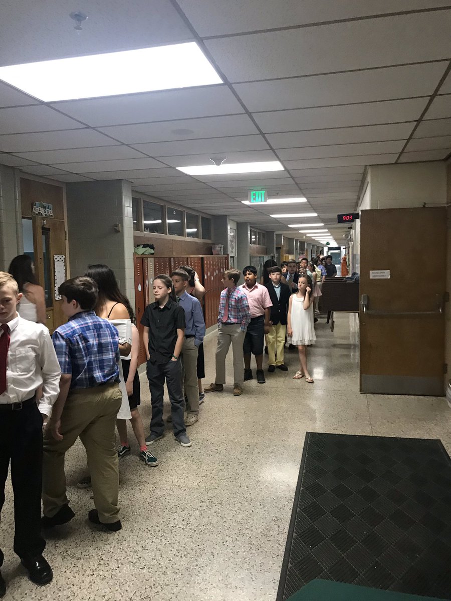 RiderwoodES's tweet photo. Riderwood wishes our 5th grade the best of luck in middle school. https://t.co/q7ZRCa5rKo