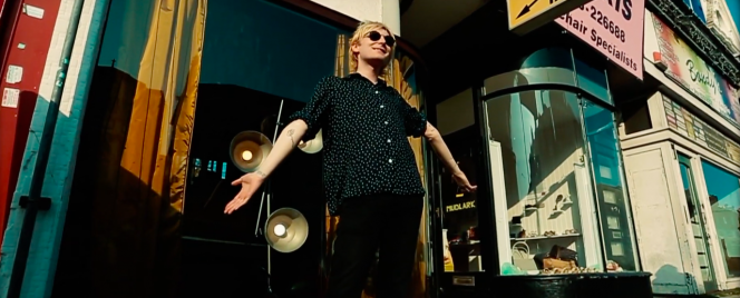 Video premiere: Dan Lyons covers The Velvet Underground’s ‘I’m Waiting For My Man’

WATCH NEW VIDEO + READ MORE HERE -

republicofmusic.net/video-premiere…

<a href="/danlyonsmusic/">Dan Lyons</a>