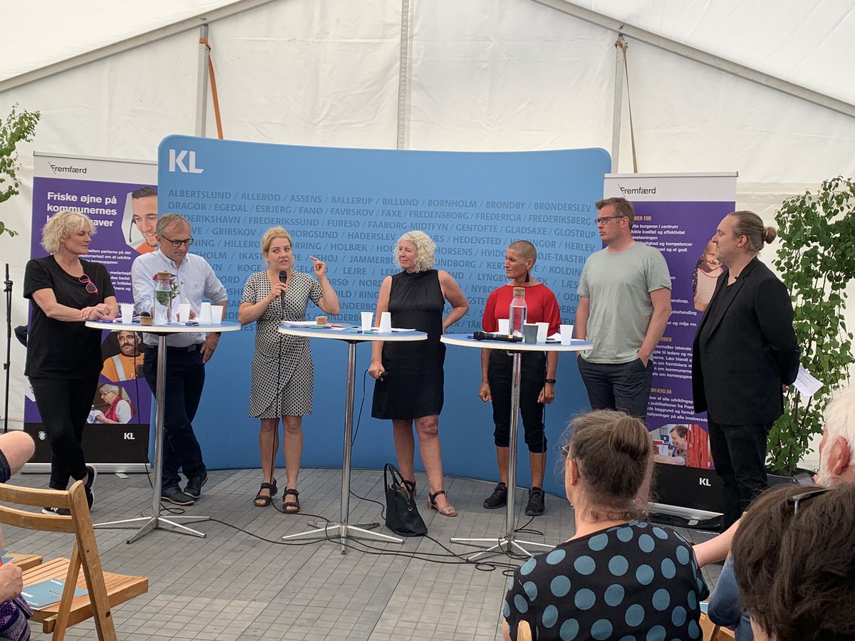 vptdk's tweet photo. “Vi bliver nødt til at lytte til medarbejderne - de ved, hvor skoen trykker”. God debat om afburaukratisering og hvordan vi afskaffer bøvl @Mich_Ziegler @BUPLFormand @DMCamilla https://t.co/wvzWwn6esH