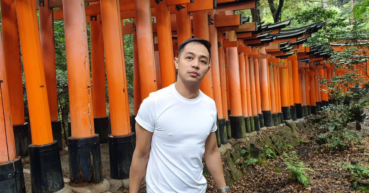 COCOhernandez's tweet photo. The beauty of the torril gates at Mt. Inariyama.

#CocoLogy #日本
#Kyoto #Japan #fushimiinarishrine⛩ https://t.co/Wz4ltg3jxx