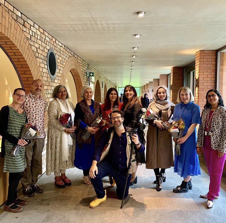 AidaForoutan's tweet photo. 2/3 Moments like this I feel the existence of #borders more than ever for not having my family around to celebrate, and thanks to all lovely friends who could make it last night – your presence meant a lot more.
#BeyondFaith #whitworthartgallery #whitworth #manchester https://t.co/l8JgU6WFM3